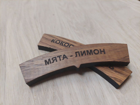 Сырная доска из дуба для дегустации, Ø33 см, с табличками от мастерской DIVIRO